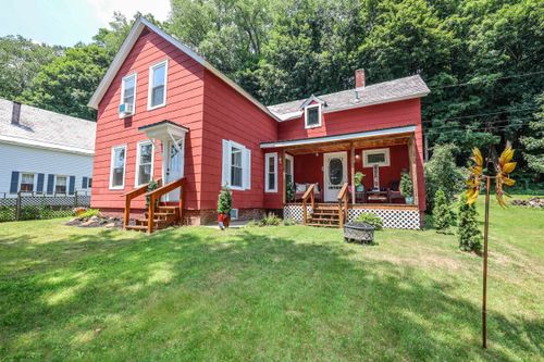 28 Spring St, Hinsdale, NH, 03451-2116 | Card Image