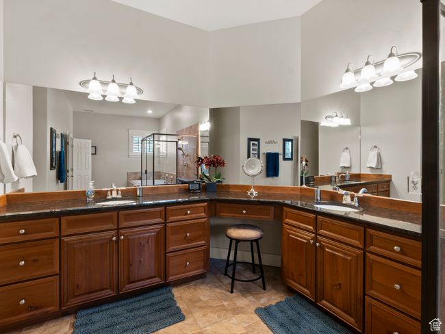 Master bathroom with double vanities (granite), separate shower and jetted tub | Image 18