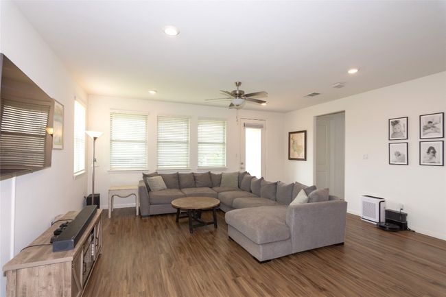 501 Sixpence Ln, House other with 3 bedrooms, 3 bathrooms and 4 parking in Georgetown TX | Image 12