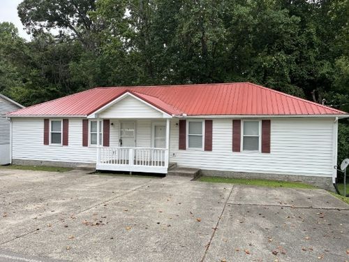 136 N Poole St, Ashland City, TN, 37015-1916 | Card Image