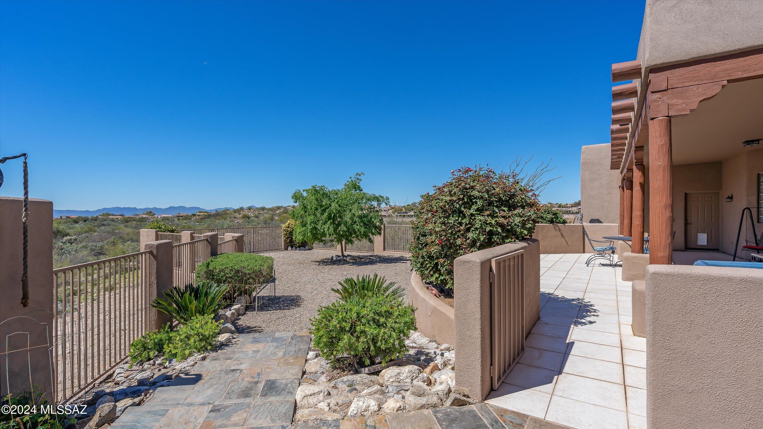 Copper Mountain Dr, Tucson, AZ 85737