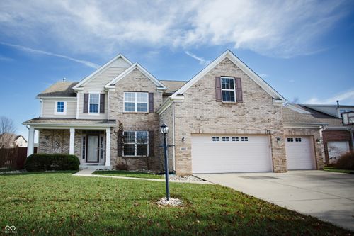 1807 Ballyganner Dr, Avon, IN, 46123-6955 | Card Image