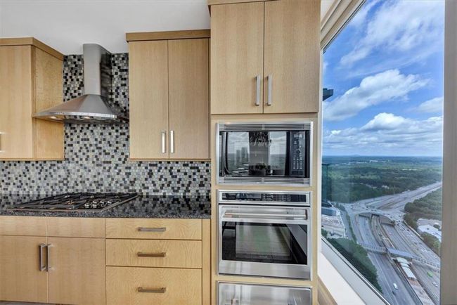 UNIT-3504 - 3344 Peachtree Rd Ne, Condo with 2 bedrooms, 3 bathrooms and 2 parking in Atlanta GA | Image 18