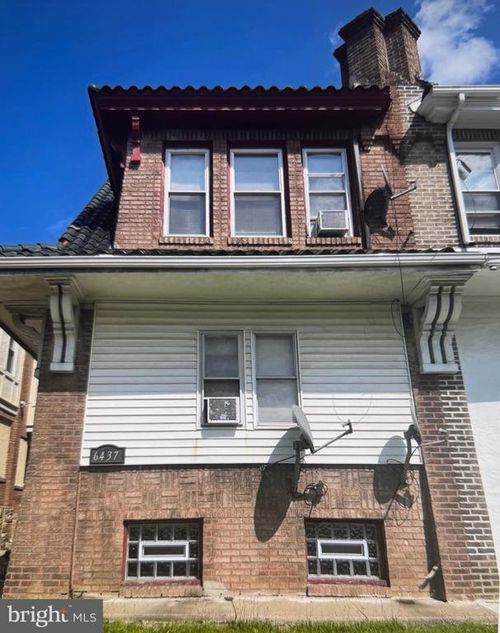 6437 N Broad St, Philadelphia, PA, 19126-3627 | Card Image