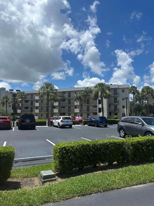 202-c-2440 Deer Creek Country Club Blvd, Deerfield Beach, FL, 33442-1256 | Card Image