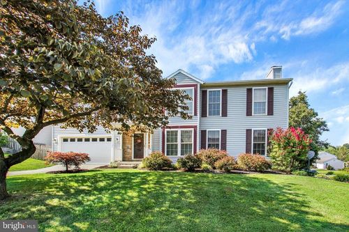 198 Pheasant Run Ln, HANOVER, PA, 17331-9187 | Card Image