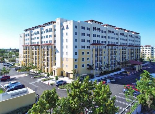 apt-205-11239 Nw 4th Ter, Sweetwater, FL, 33172-4691 | Card Image