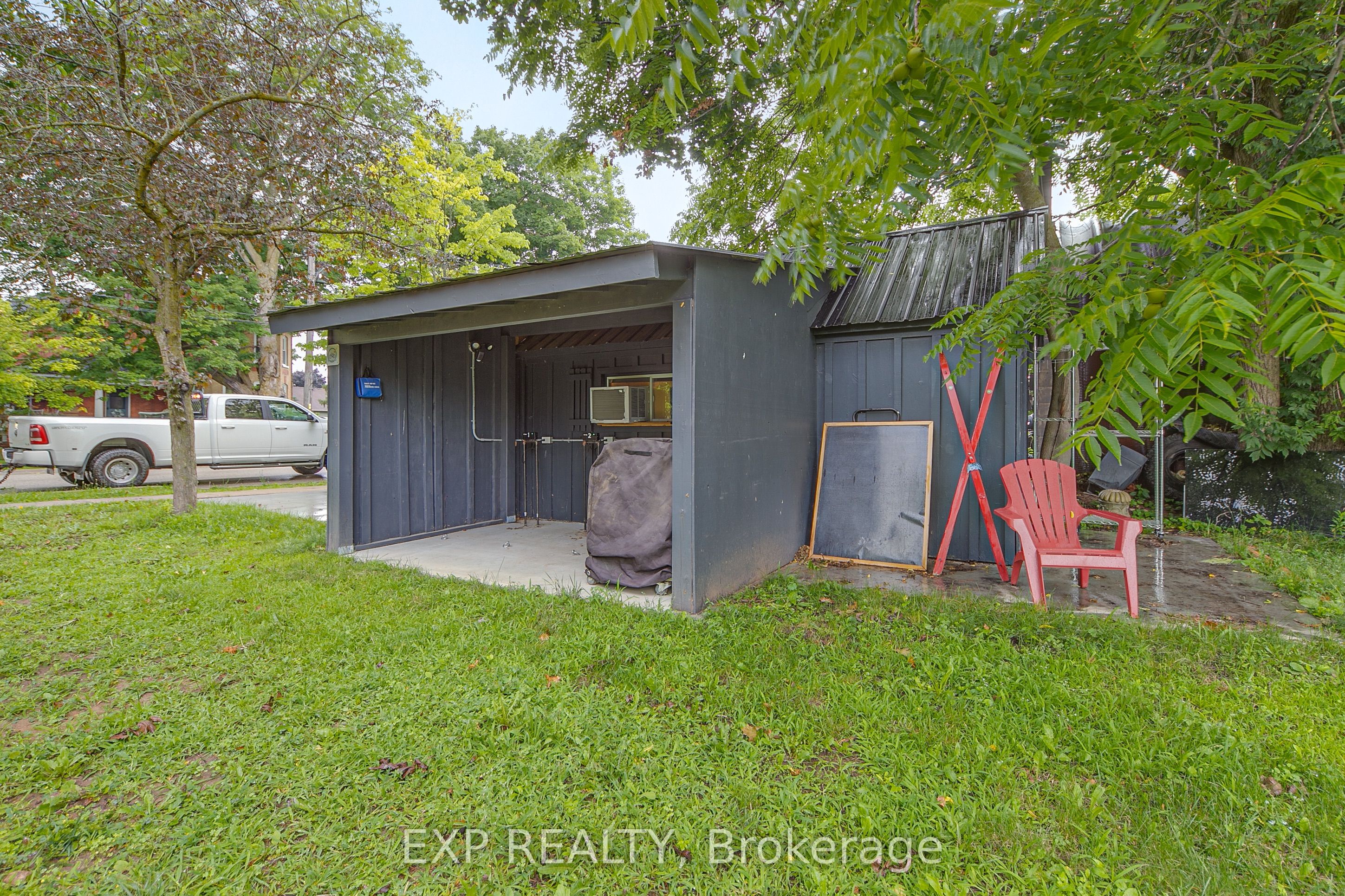 Commercial Sale in Clearview 5