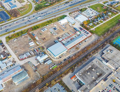 pb1-129 S Service Rd, Grimsby, ON, L3M4H6 | Card Image