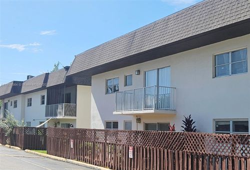 apt-224w-8601 Sw 94th St, Miami, FL, 33156-7425 | Card Image