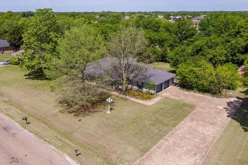 1309 Dixie Ln, Waxahachie, TX, 75165-5904 | Card Image