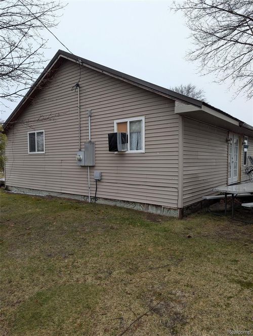 5300 Pleasant Ave, Standish, MI, 48658-9766 | Card Image