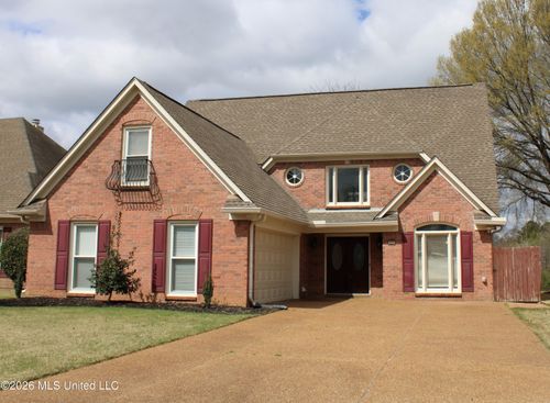 8049 Montrose Dr, Olive Branch, MS, 38654-1534 | Card Image