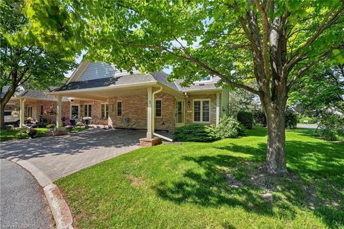 2-9 Wentworth Drive, Grimsby, ON, L3M5H9 | Card Image