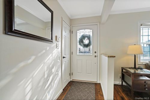 91 156th Ave, Howard Beach, NY, 11414-2721 | Card Image