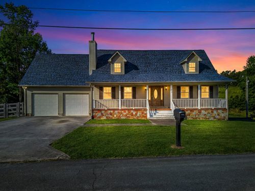 457 Terrace View Dr, Bean Station, TN, 37708-4629 | Card Image