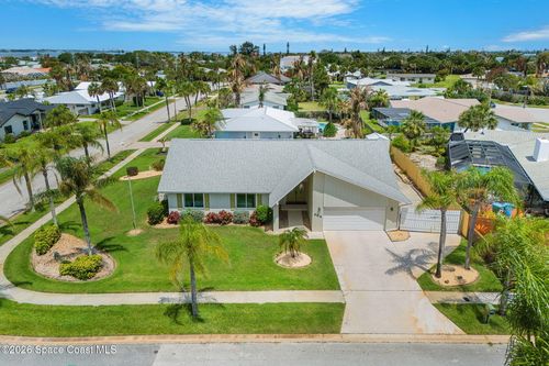 304 Cherry Dr, Melbourne Beach, FL, 32951-2704 | Card Image