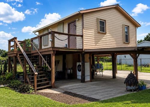 127 Lone Oak, Anahuac, TX, 77514-2165 | Card Image