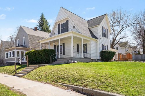 534 Leonard St, Grand Rapids, MI, 49503-1157 | Card Image