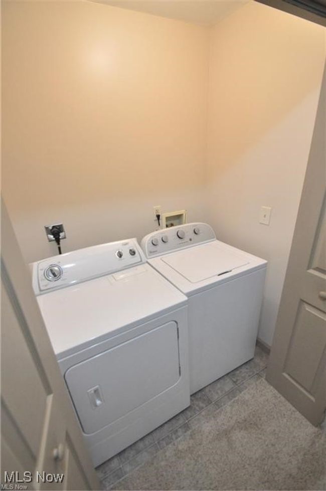 414 Orchard Dr, Condo with 2 bedrooms, 1 bathrooms and null parking in Leetonia OH | Image 10