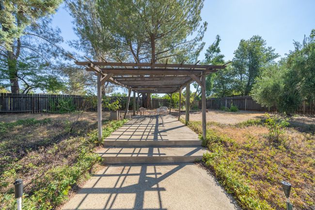 16160 Plateau Cir, House other with 5 bedrooms, 4 bathrooms and null parking in Redding CA | Image 55