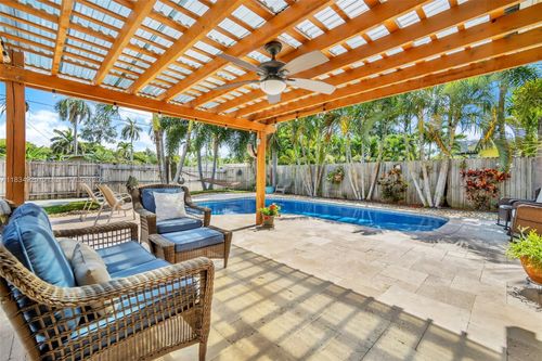 1533 Shenandoah St, Hollywood, FL, 33020-2570 | Card Image