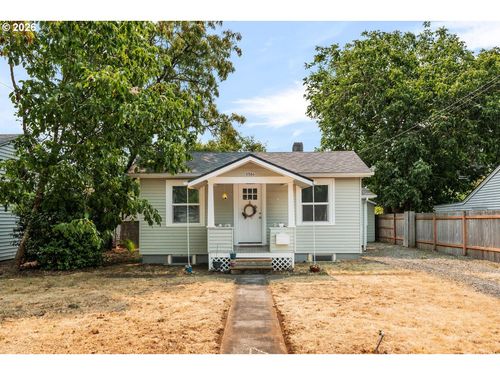 5506 Se Nehalem St, Portland, OR, 97206-9032 | Card Image