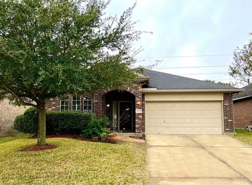 11907 Golden Lodge Ln, Houston, TX, 77066-3275 | Card Image