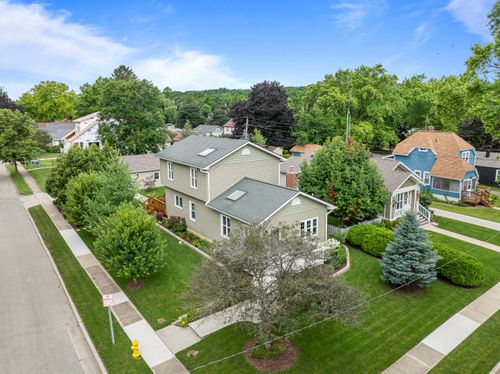 1192 Center St, Lake Geneva, WI, 53147-1259 | Card Image