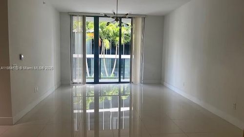 unit-607-2960 Ne 207th St, Aventura, FL, 33180-1450 | Card Image