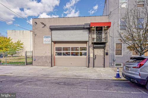 2005 E Sergeant St, Philadelphia, PA, 19125-1317 | Card Image