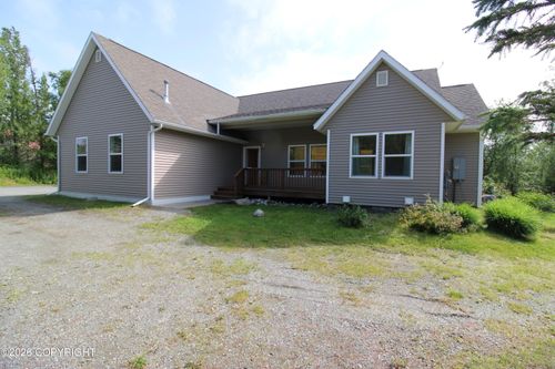 3661 N Willow Ptarmigan Cir, Palmer, AK, 99645-9689 | Card Image
