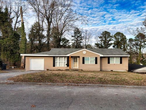 3805 Mark Twain Cir, Chattanooga, TN, 37406-2749 | Card Image