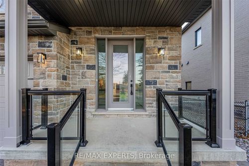 55 Muir Ave, North York, ON, M9L1H5 | Card Image