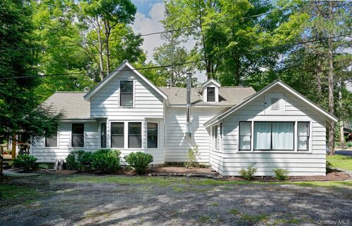 145 Tinker Street, Woodstock, NY, 12498 | Card Image
