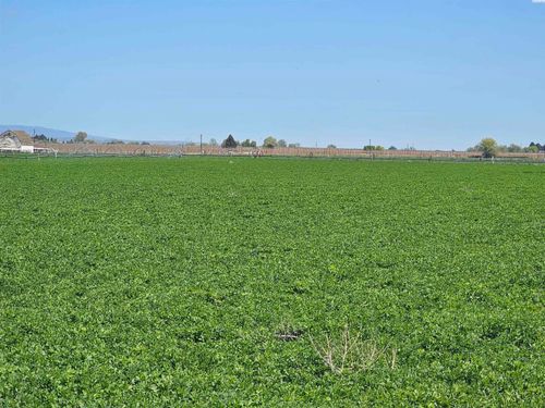 NKA Green Valley Road, Sunnyside, WA, 98944 | Card Image