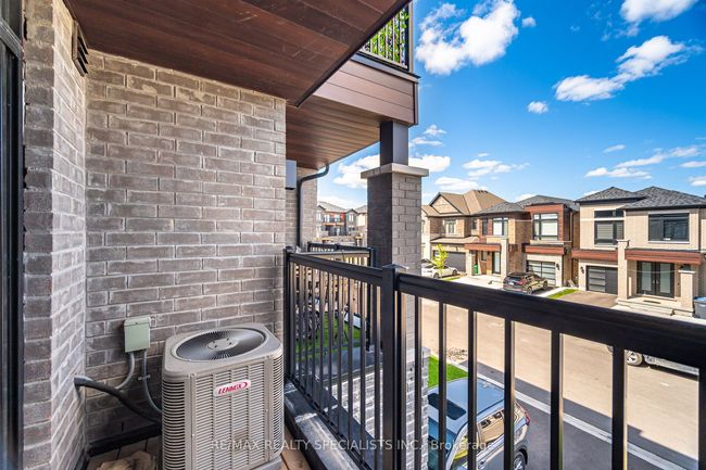 26 Haydrop Rd, House attached with 3 bedrooms, 3 bathrooms and 2 parking in Brampton ON | Image 35