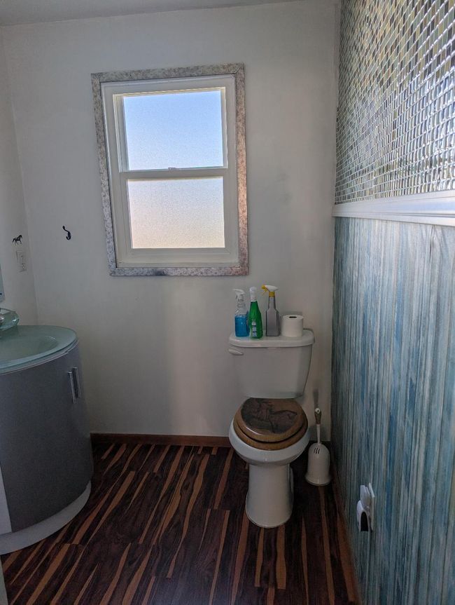 415 3 Rd St S, House other with 3 bedrooms, 2 bathrooms and null parking in Sunburst MT | Image 5