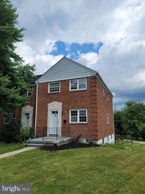 7449 Forrest Ave, PARKVILLE, MD, 21234-6049 | Card Image