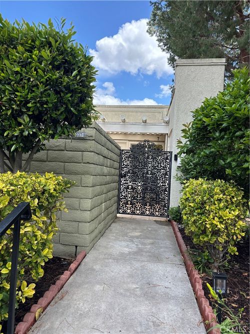 3037 Via Vis, Laguna Woods, CA, 92637-8853 | Card Image