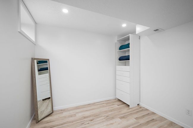 1305 Unity Ave N, House other with 4 bedrooms, 3 bathrooms and null parking in Golden Valley MN | Image 27