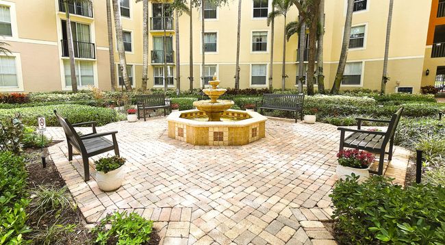APT-521 - 630 S Sapodilla Ave, Condo with 2 bedrooms, 2 bathrooms and null parking in West Palm Beach FL | Image 32