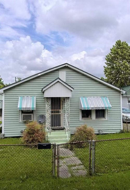 3017 Retta St, Houston, TX, 77026-6120 | Card Image