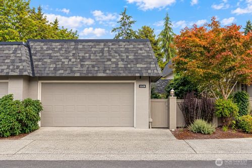 2508 175th Ave Ne, Redmond, WA, 98052-6214 | Card Image