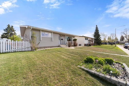 6306 44a Ave, Camrose, AB, T4V0B4 | Card Image