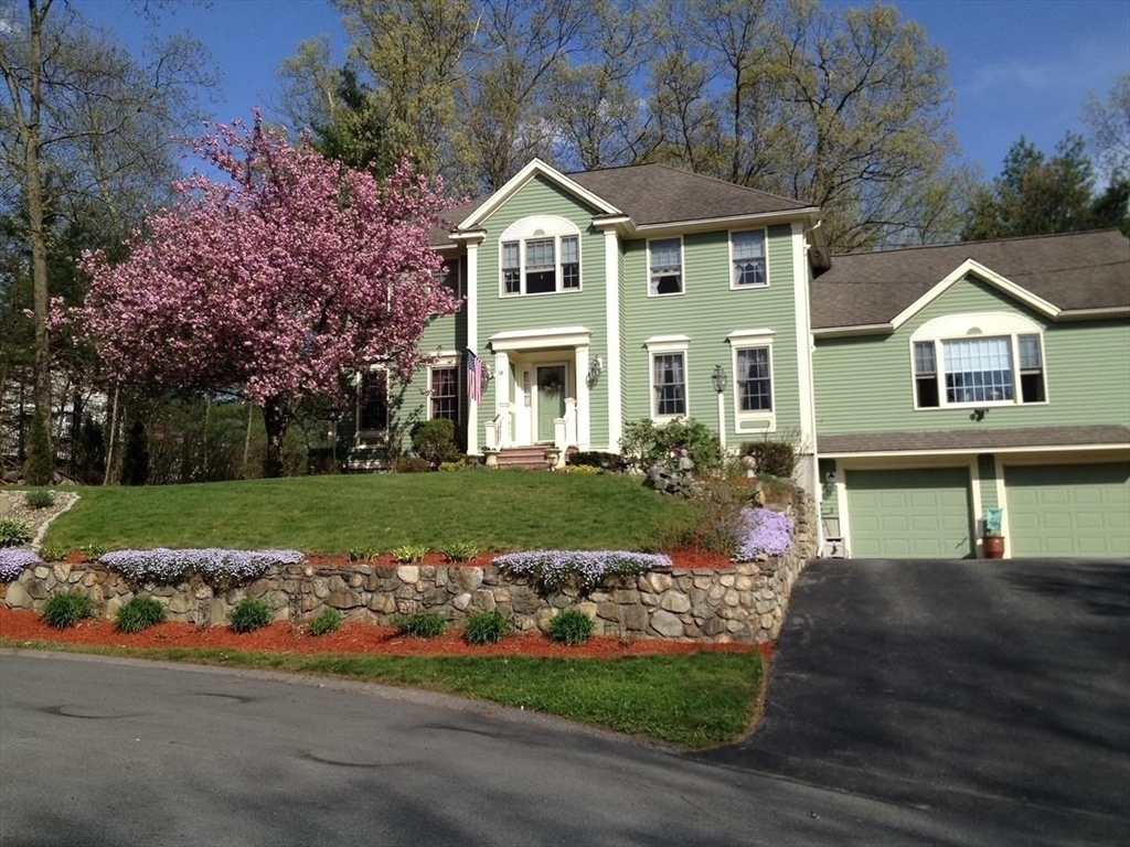 Eastgate Rd, Tewksbury, MA 01876
