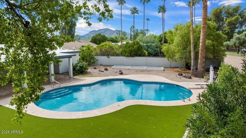5924 E North Ln, Paradise Valley, AZ, 85253-1109 | Card Image