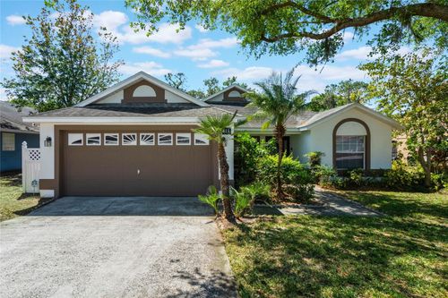 815 Thousand Oaks Blvd, DAVENPORT, FL, 33896-8134 | Card Image