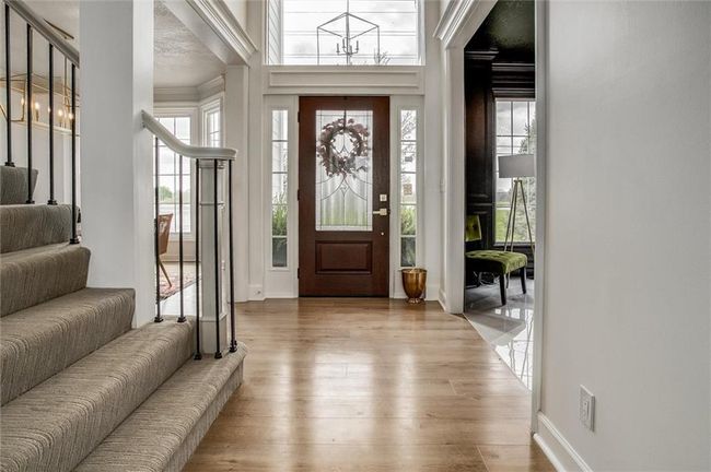 101 Sw View High Dr, House other with 5 bedrooms, 5 bathrooms and null parking in Lee's Summit MO | Image 8