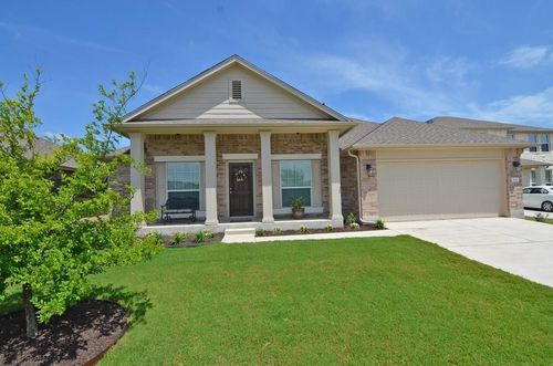104 Tom Kite Dr, Round Rock, TX, 78664-6123 | Card Image